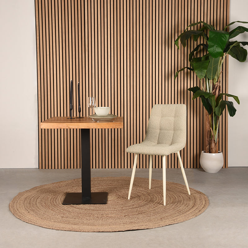 LABEL51 Eetkamerstoel Nino – Warme Bouclé – Chic & Tijdloos